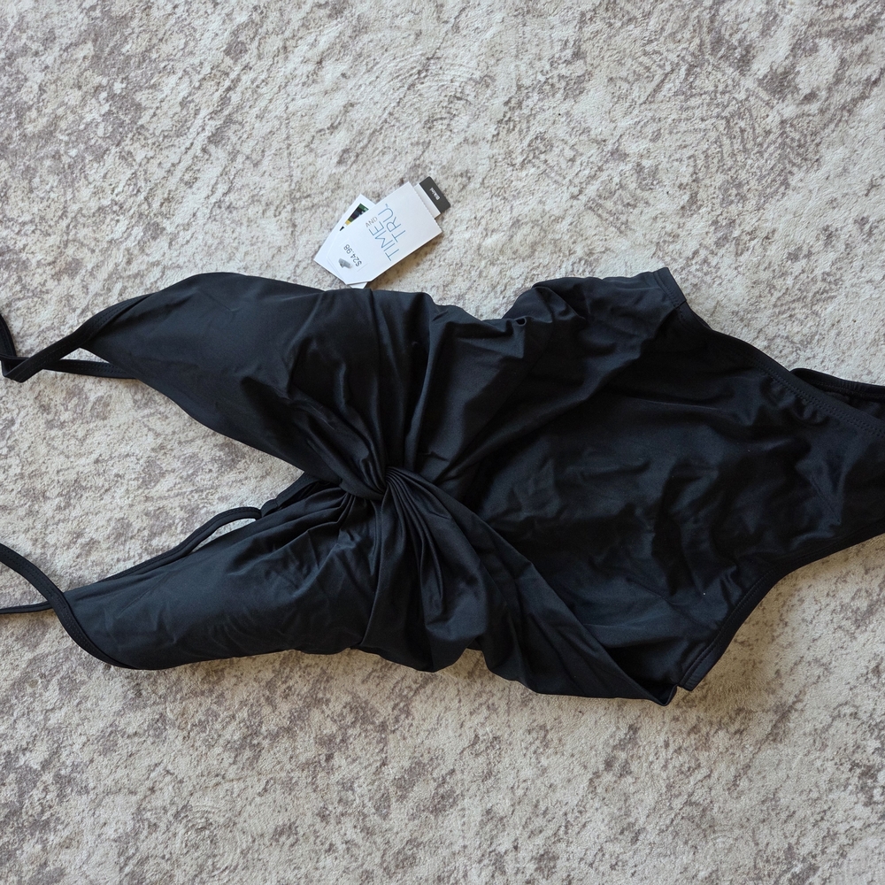 Time and Tru Black Women's One Piece Swimsuit